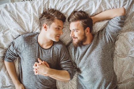 gays qui se regardent